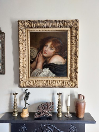 Girl with joined - with, hands